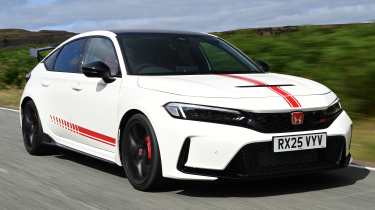 Honda Civic Type R - front 3/4